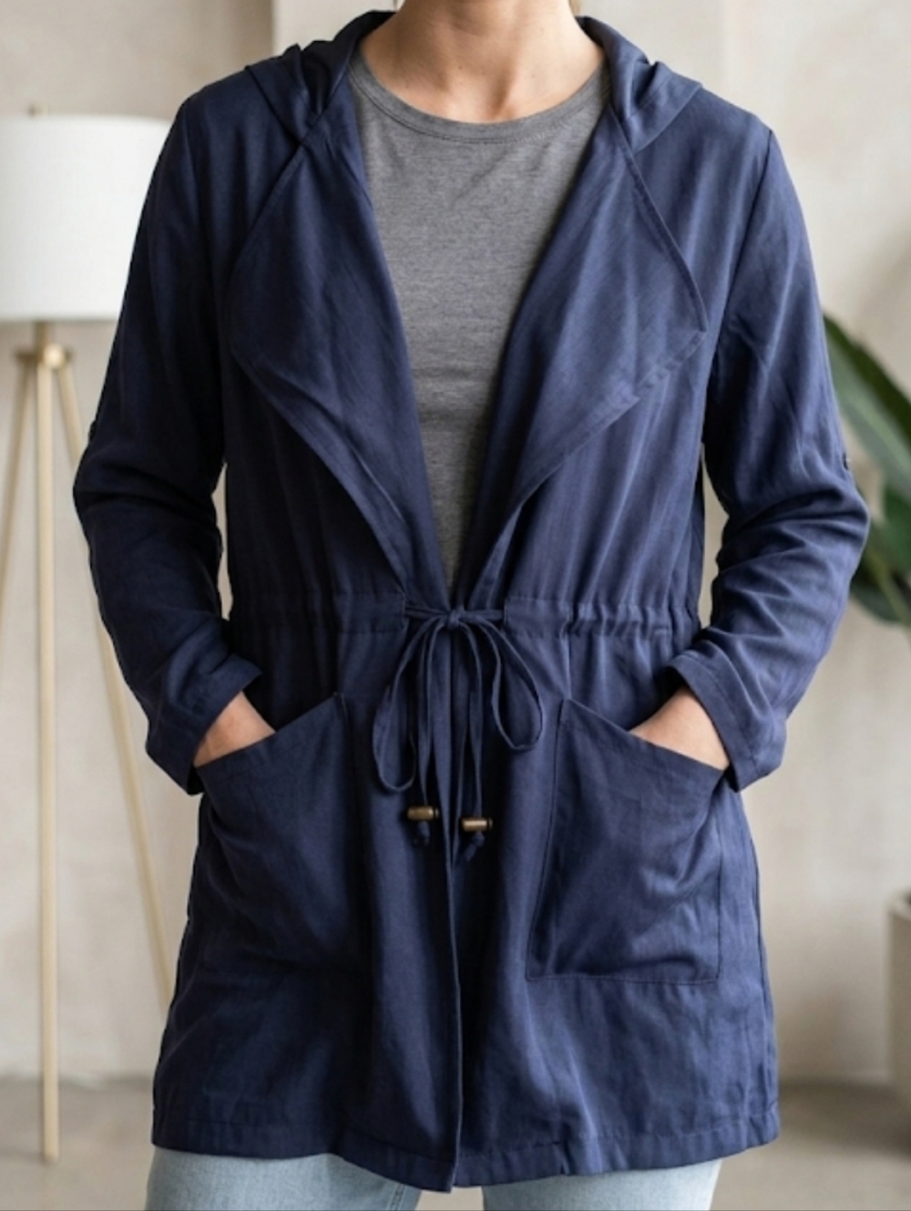 Francesca's Alya Navy Hooded Drawstring Jacket Lightweight Size Large Gorpcore